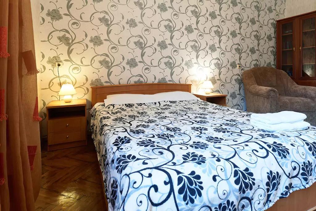 Home Hotel Apartments On Lva Tolstogo Kijev Kültér fotó